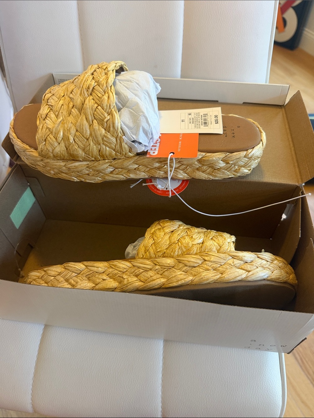 Woven straw platform slides